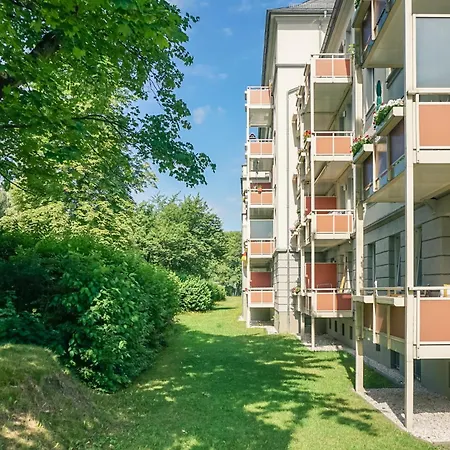 Retrochic In Zentraler Lage, Nur 1 Minute Bis Zur Haltestelle Der Linie 5 * Chemnitz