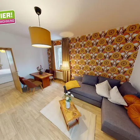 Retrochic In Zentraler Lage, Nur 1 Minute Bis Zur Haltestelle Der Linie 5 Apartment Chemnitz